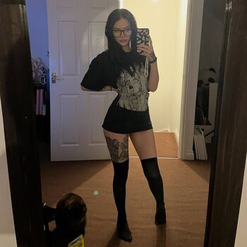 Full leaked Alice hez private photo