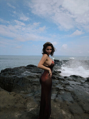 Full leaked Alice mamonova page private photo
