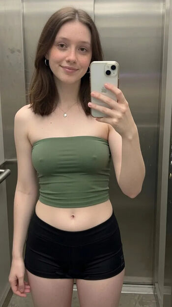 Full leaked Alice plumpy private photo