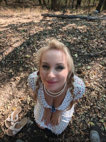 Full leaked Aliceonceyours private photo
