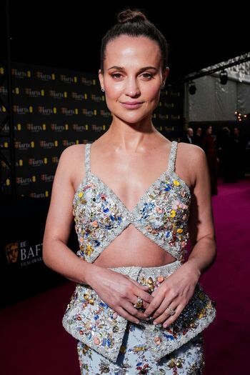 Full leaked Alicia vikander private photo