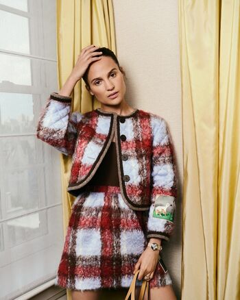 Full leaked Alicia vikander private photo