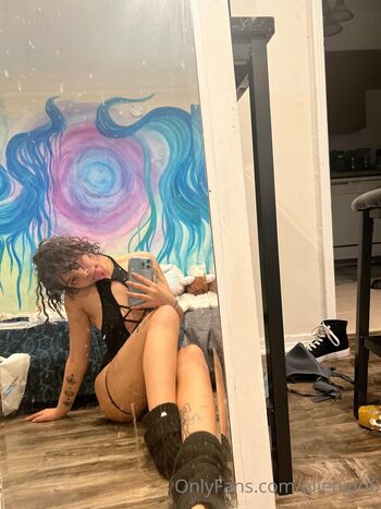 Full leaked Aliengirl private photo