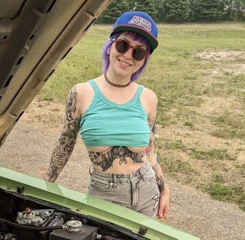 Full leaked Alientrash private photo