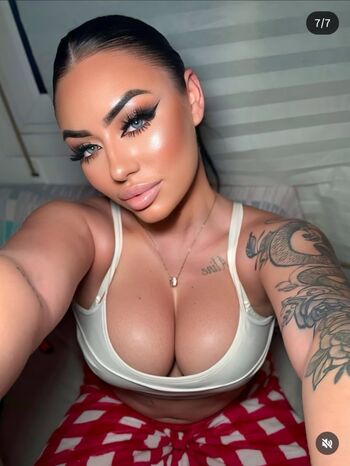 Alina Castro