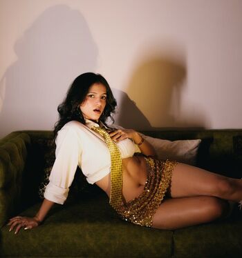Full leaked Alina khan private photo