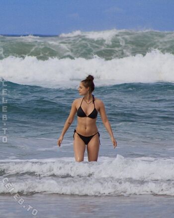 Full leaked Alina khani private photo