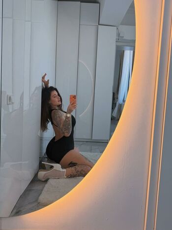 Full leaked Alinainkbabe page private photo