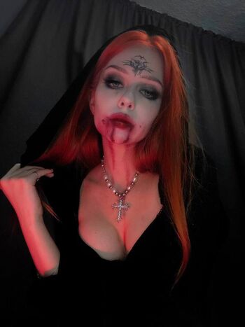 Full leaked Alinavorobey private photo