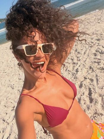 Full leaked Aline borges private photo