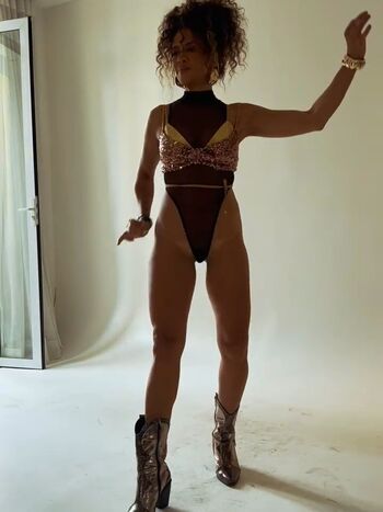 Full leaked Aline borges private photo