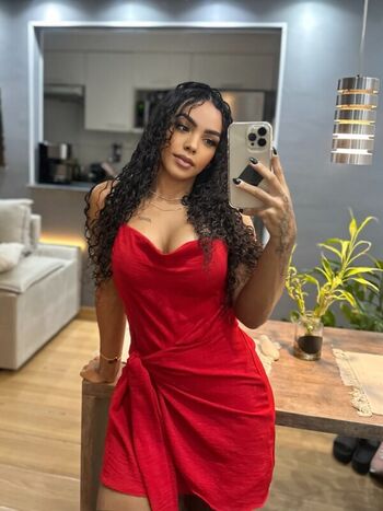 Full leaked Aline meyer private photo