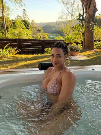 Full leaked Aline patriarca private photo