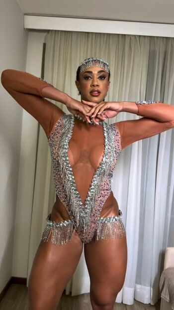 Full leaked Aline patriarca private photo