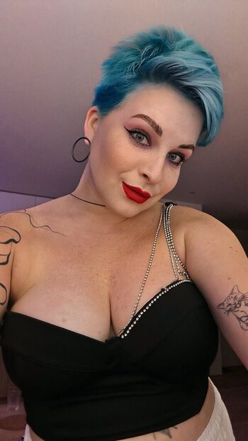 Full leaked Alinowskaya private photo