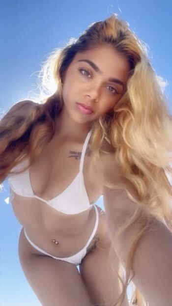 Full leaked Alisha private photo