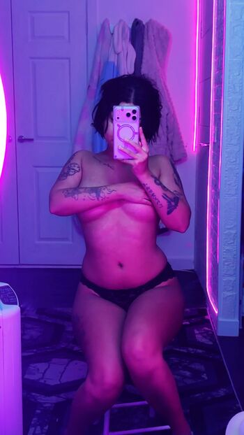 Full leaked Alismr private photo