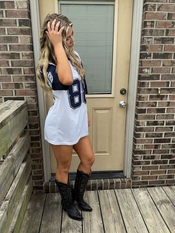 Full leaked Alison dehn private photo