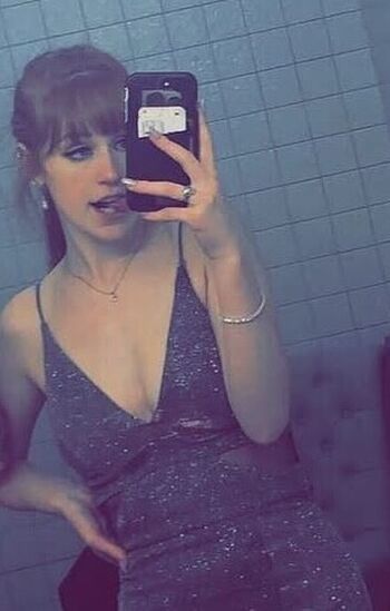 Full leaked Alison schmitt private photo