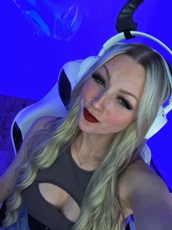 Full leaked Alisonator private photo