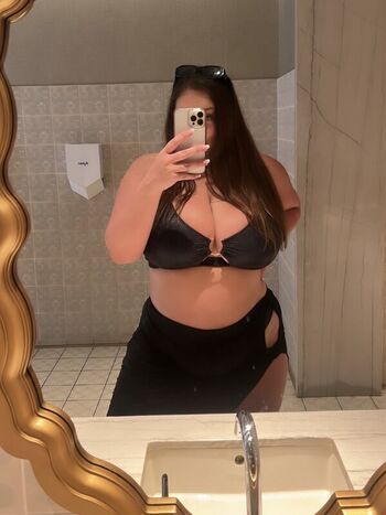 Full leaked Alisonnndro page private photo
