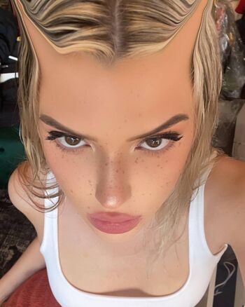 Alissa Violet