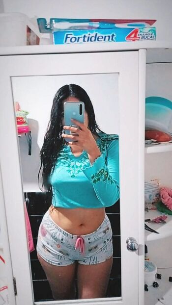 Full leaked Alisson page private photo