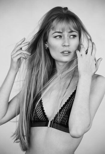 Full leaked Alix robillart private photo