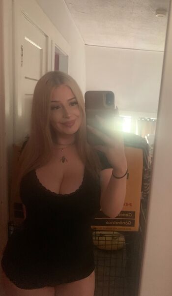 Full leaked Aliyahmarie private photo