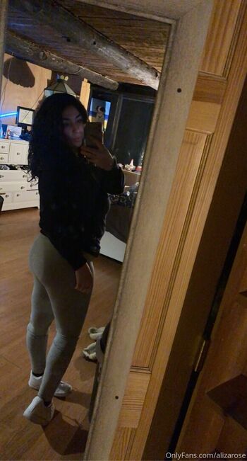 Full leaked Aliza rose page private photo