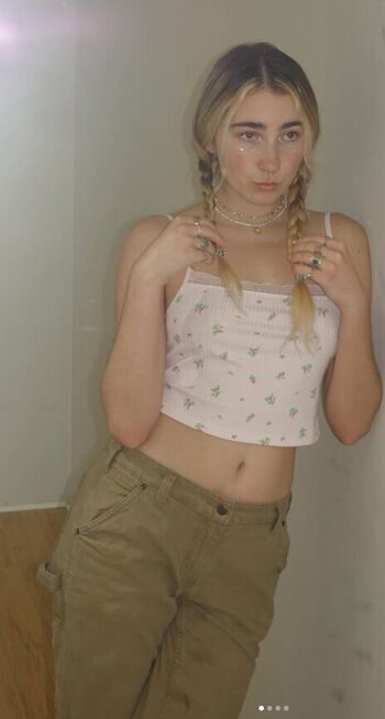Full leaked Allegra miles private photo