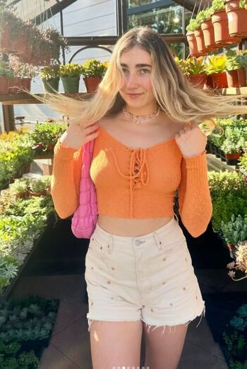 Full leaked Allegra miles private photo