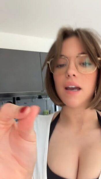 Full leaked Allie sherlock private photo