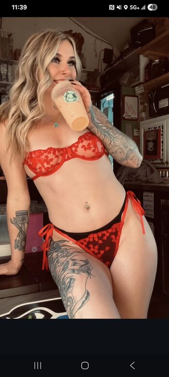 Full leaked Allieeeebaby private photo
