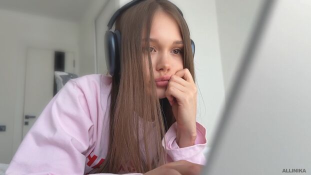 Full leaked Allinika private photo
