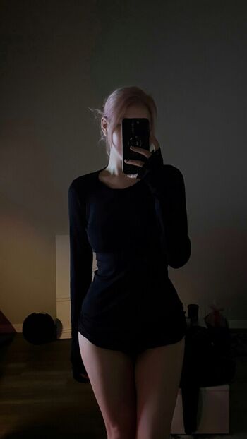 Full leaked Allissa shin private photo
