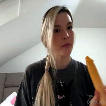 Full leaked Alllees private photo