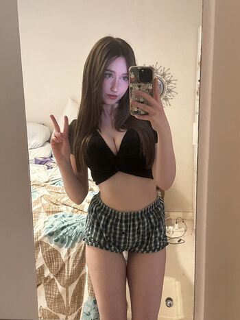 Full leaked Allykitti private photo