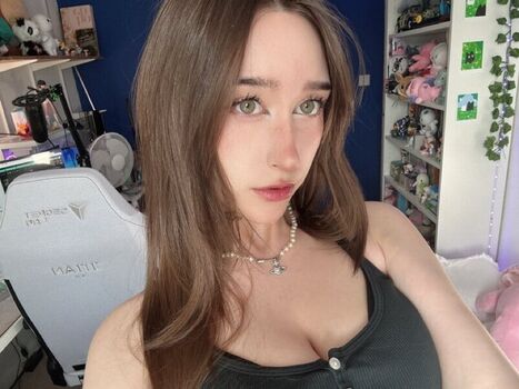 Full leaked Allykitti page private photo