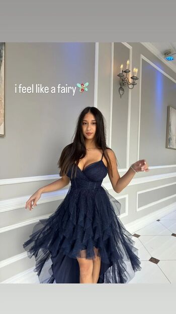 Full leaked Allyn private photo