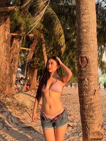 Full leaked Allysa amogues private photo
