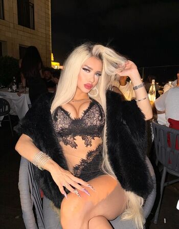 Full leaked Alma raveh private photo