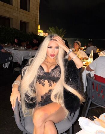 Full leaked Alma raveh private photo