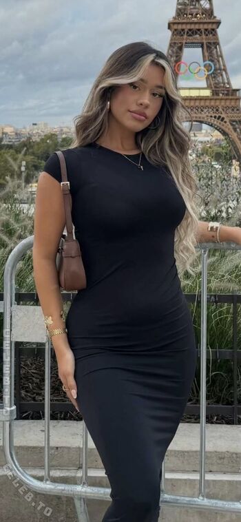 Full leaked Almira azemi private photo