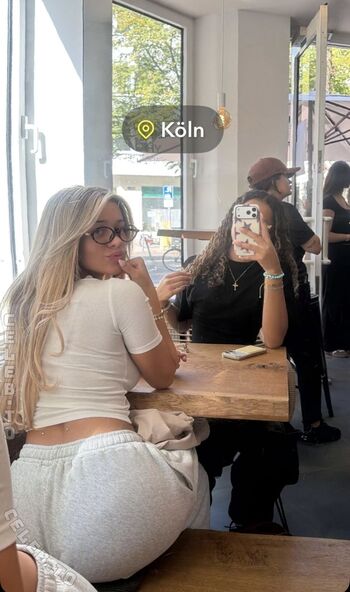 Full leaked Almira azemi private photo