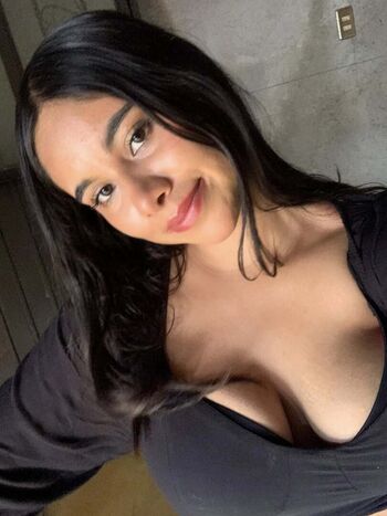 Full leaked Alondraaatrejo private photo
