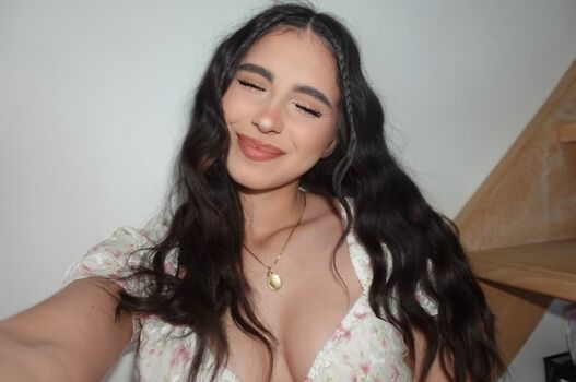 Full leaked Aloonea private photo