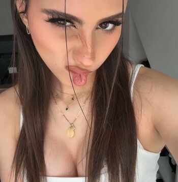 Full leaked Aloonea private photo