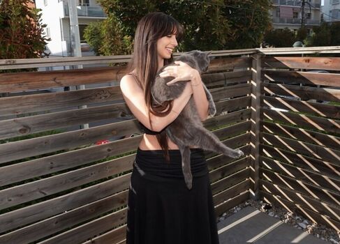 Full leaked Aloonea private photo