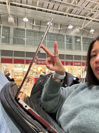 Full leaked Alpswander private photo